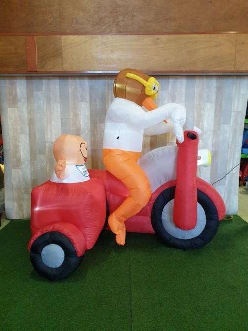 Indoor Ooievaar op Scooter 2,3m